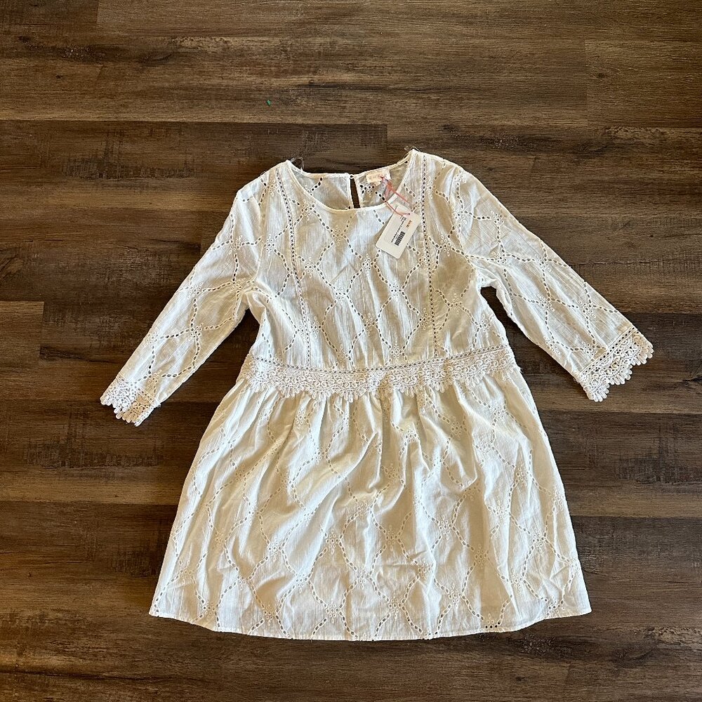 entro Crochet Scoop Neck Dress Size Medium